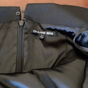 Gianni Bini black dress